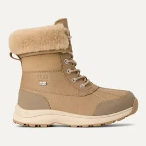 UGG Women's Adirondack Boot III Mustard Seed