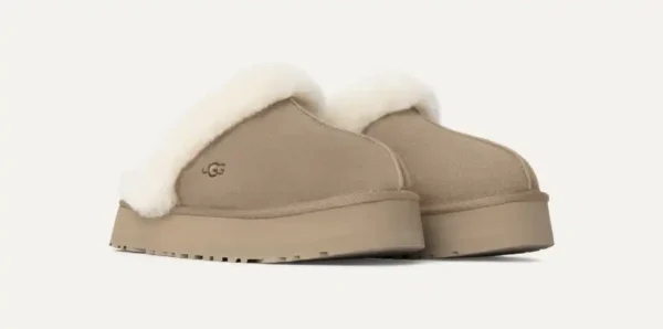UGG Women's DISQUETTE SAND - Image 5