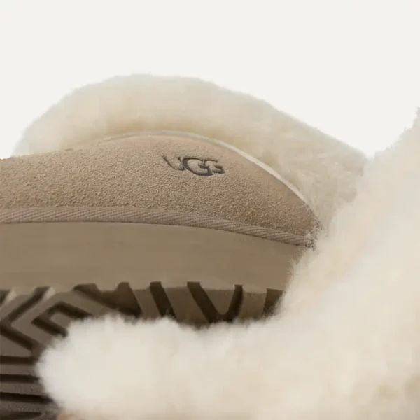 UGG Women's DISQUETTE SAND - Image 3