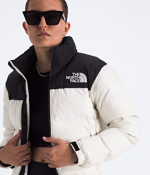 The North Face Women's 1996 RETRO NUPTSE JACKET WHITE DUNE/TN - Image 4