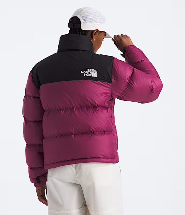 The North Face Women's 1996 RETRO NUPTSE JACKET Cyber Berry-T - Image 8