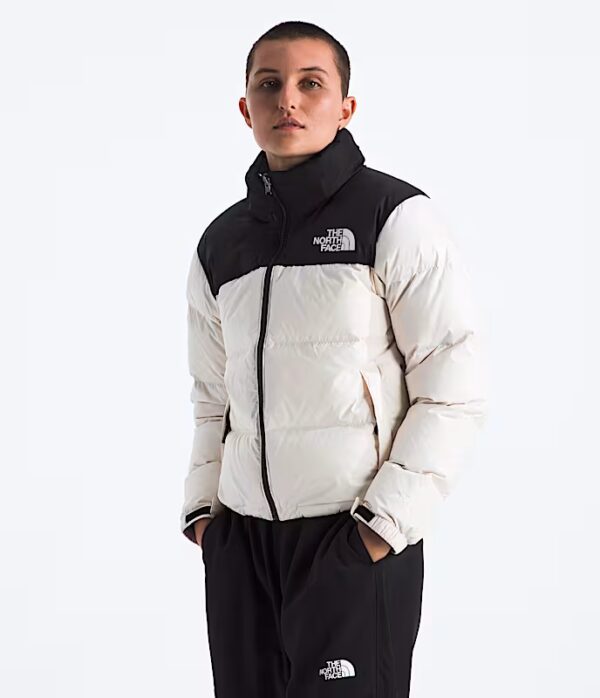 The North Face Women's 1996 RETRO NUPTSE JACKET WHITE DUNE/TN - Image 6