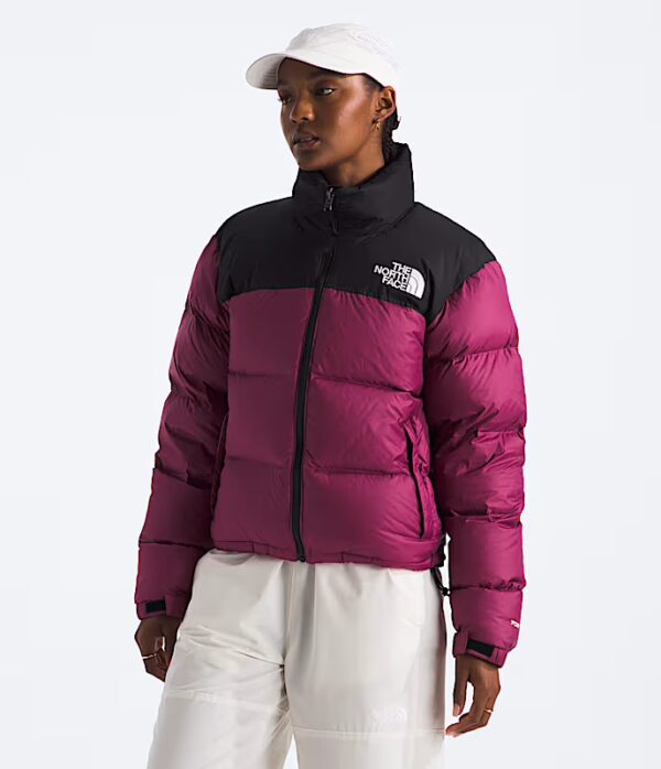 The North Face Women's 1996 RETRO NUPTSE JACKET Cyber Berry-T - Image 7