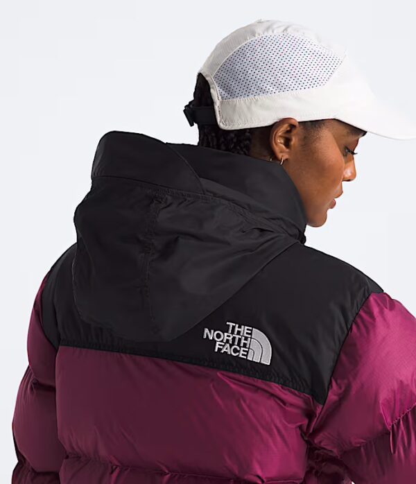 The North Face Women's 1996 RETRO NUPTSE JACKET Cyber Berry-T - Image 5
