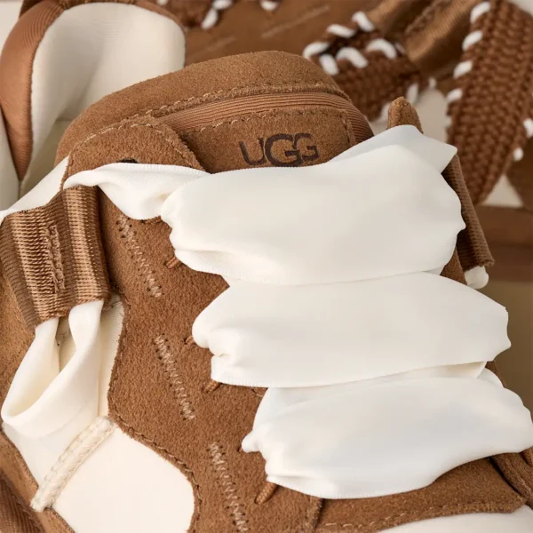 UGG WOMEN ASTROMEL CHESTNUT - Image 5