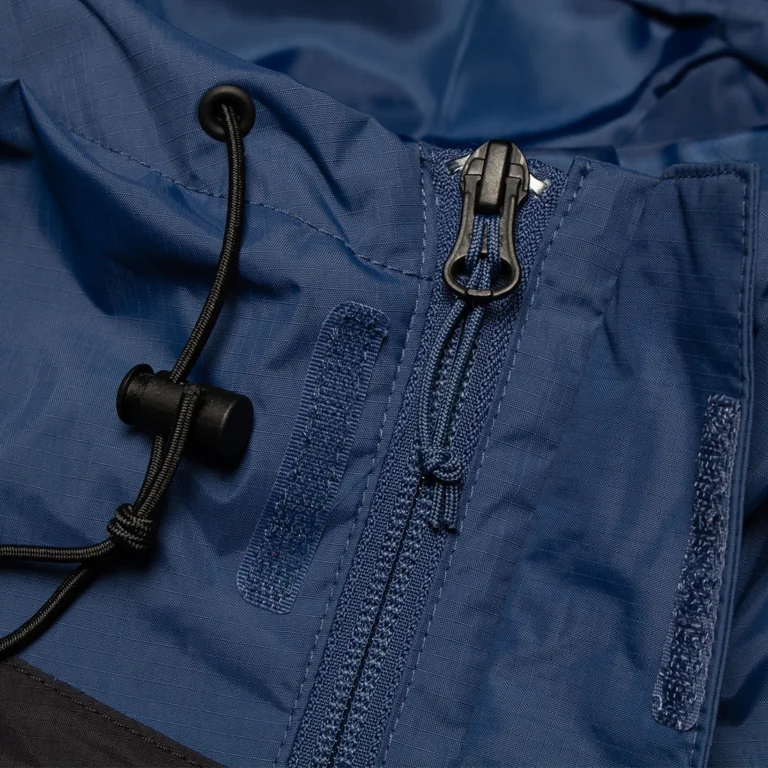 1-6-25-NorthFaceMountainJacketBlackBlue-6AntoraJacketShadyBlue_1100x