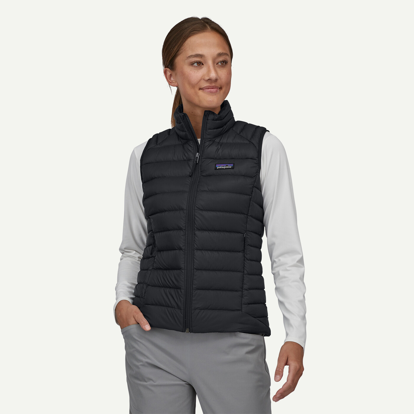 Patagonia W's Down Sweater Vest - Image 7