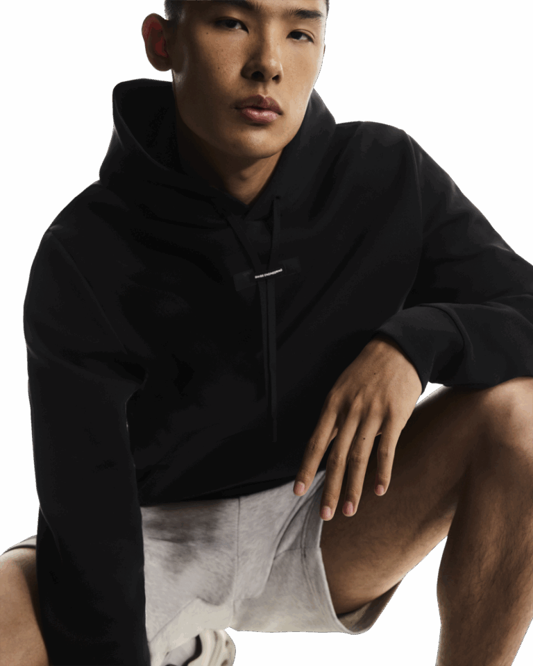 Create Small PNG-1MF30290553-focus_tech_hoodie-fw25-black-m-4x5-tr-g5