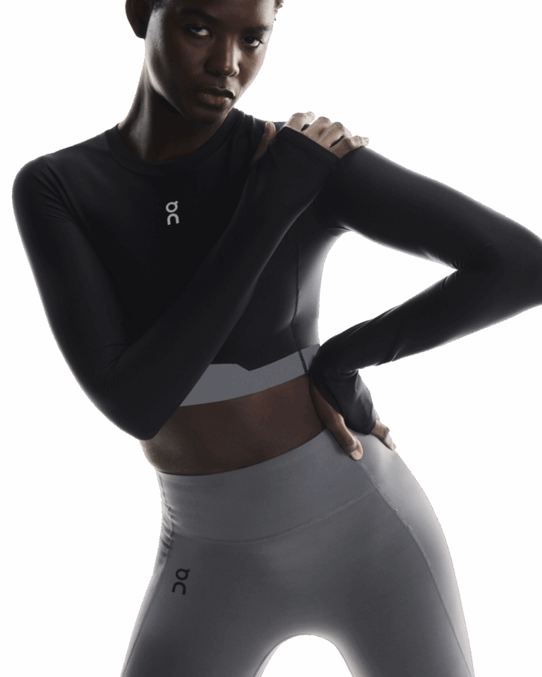 Create Small PNG-1WF10220553-train_long_sleeve_crop-ss25-black-w-4x5-tr-g5