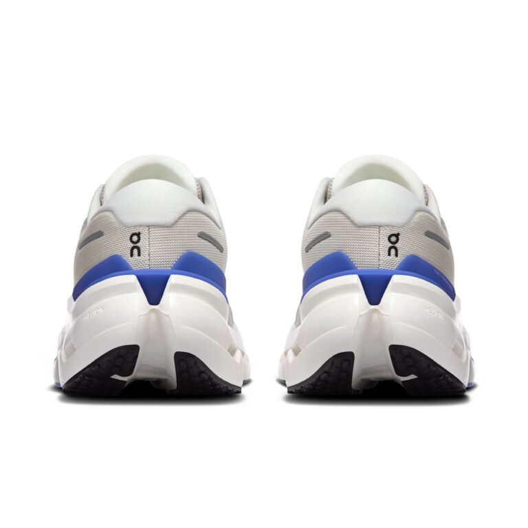 Transform to JPG-3WG10054686-cloudrunner_3-ss26-pearl_sailor-w-1x1-g5