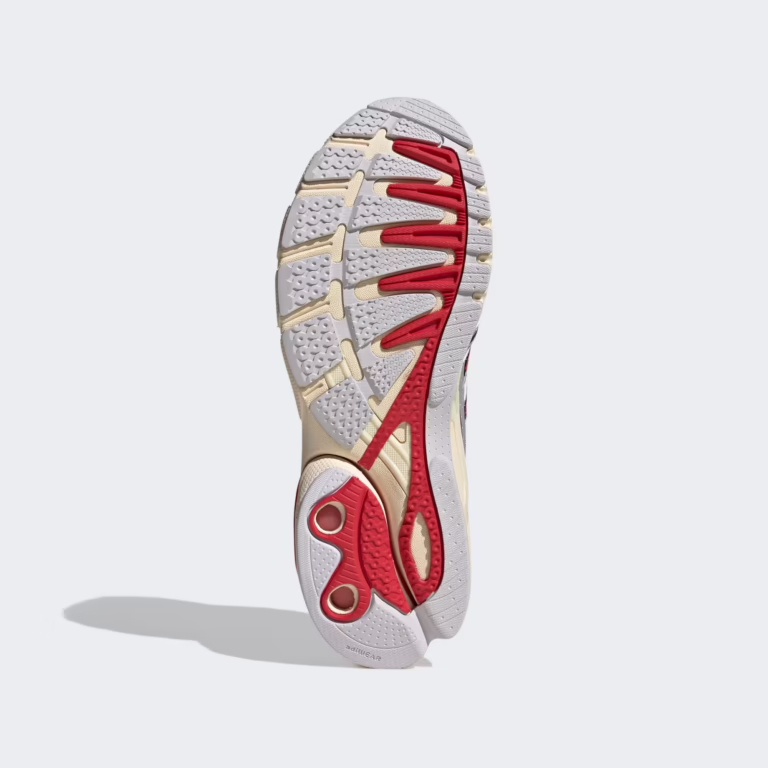 ADISTAR_CONTROL_5_SHOES_White_KI8600_03_standard