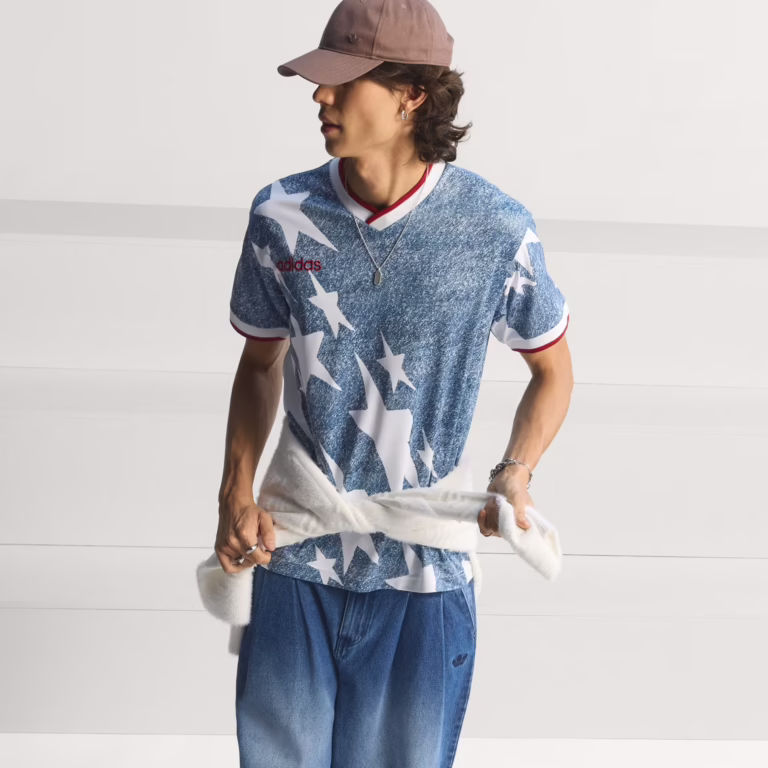 Denim_Graphic_Jersey_White_KB2726_HM8