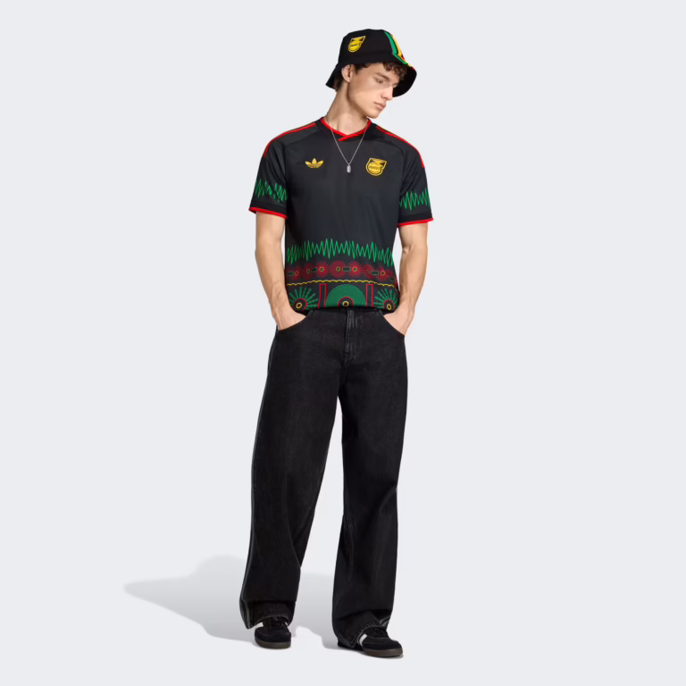 Jamaica_26_x_Bob_Marley_Away_Jersey_Black_KD0957_25_model