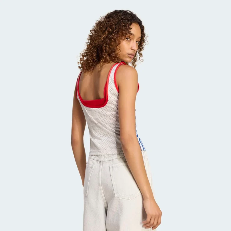 KE2356_2_APPAREL_OnModel_BackView_grey