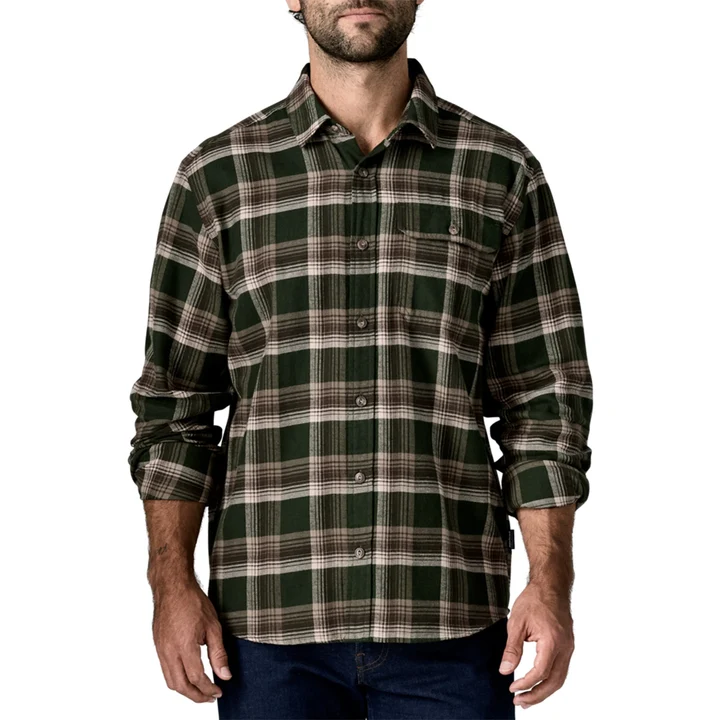 Patagonia-42410CZTL-Leightweight-Fjord-Flannel-Shirt-Cozy-Cabin-Treeline-Green-02_720x