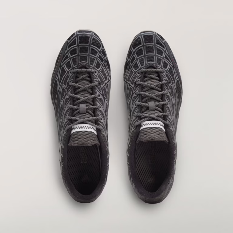 Bad_Bunny_F50_Ghost_Sprint_Black_HP4218_02_standard_hover