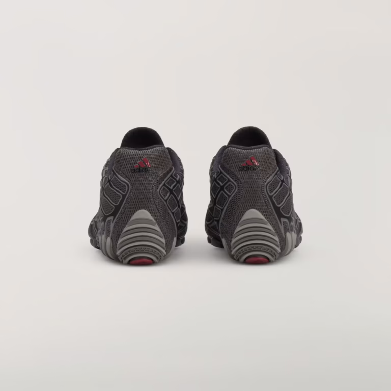 Bad_Bunny_F50_Ghost_Sprint_Black_HP4218_05_standard