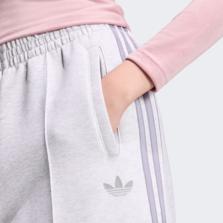 SPACER_TRACKPANTS_Grey_HY8044_41_detail