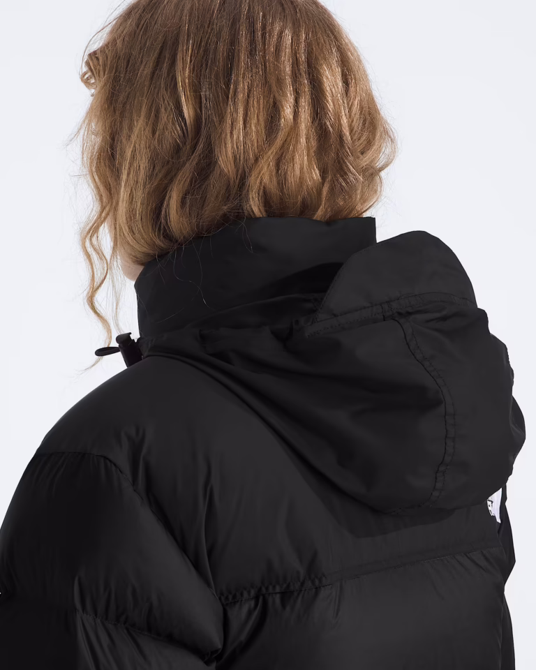 Womens-1996-Retro-Nuptse-Jacket-TNF-MODELHOOD4